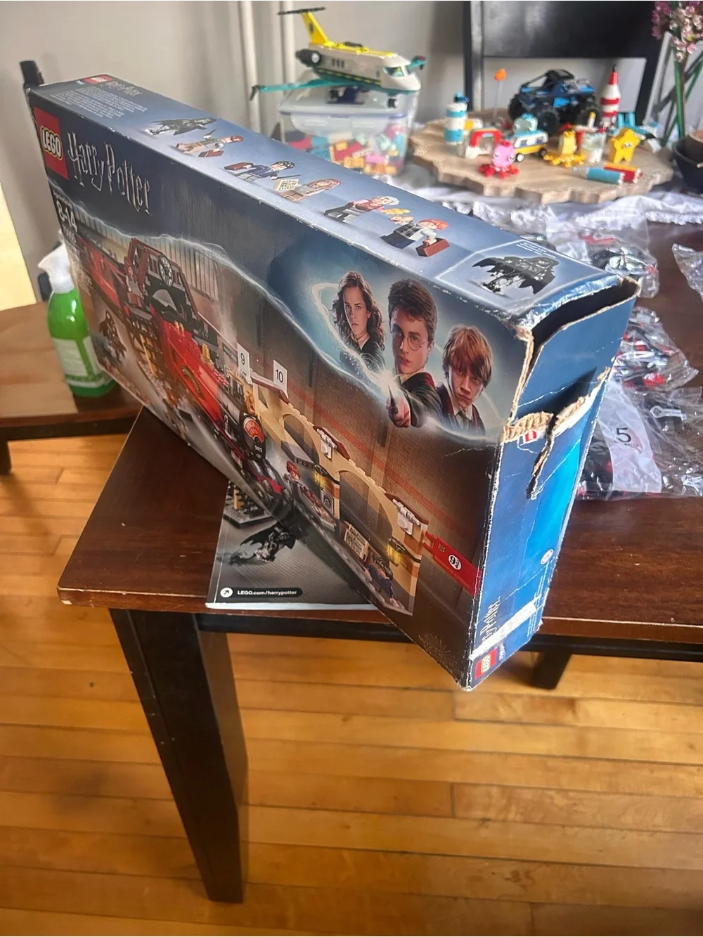 Lego Harry Potter Red and Black Hogwarts Express Train Set 75955 DAMAGED BOX